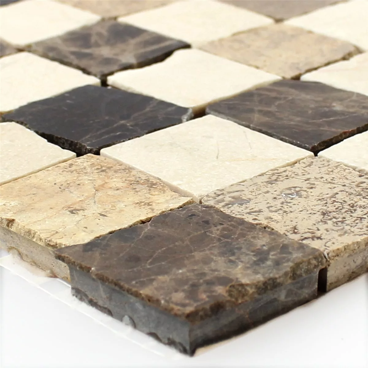 Muster von Mosaikfliesen Marmor Naturstein Beige Crema Emperador