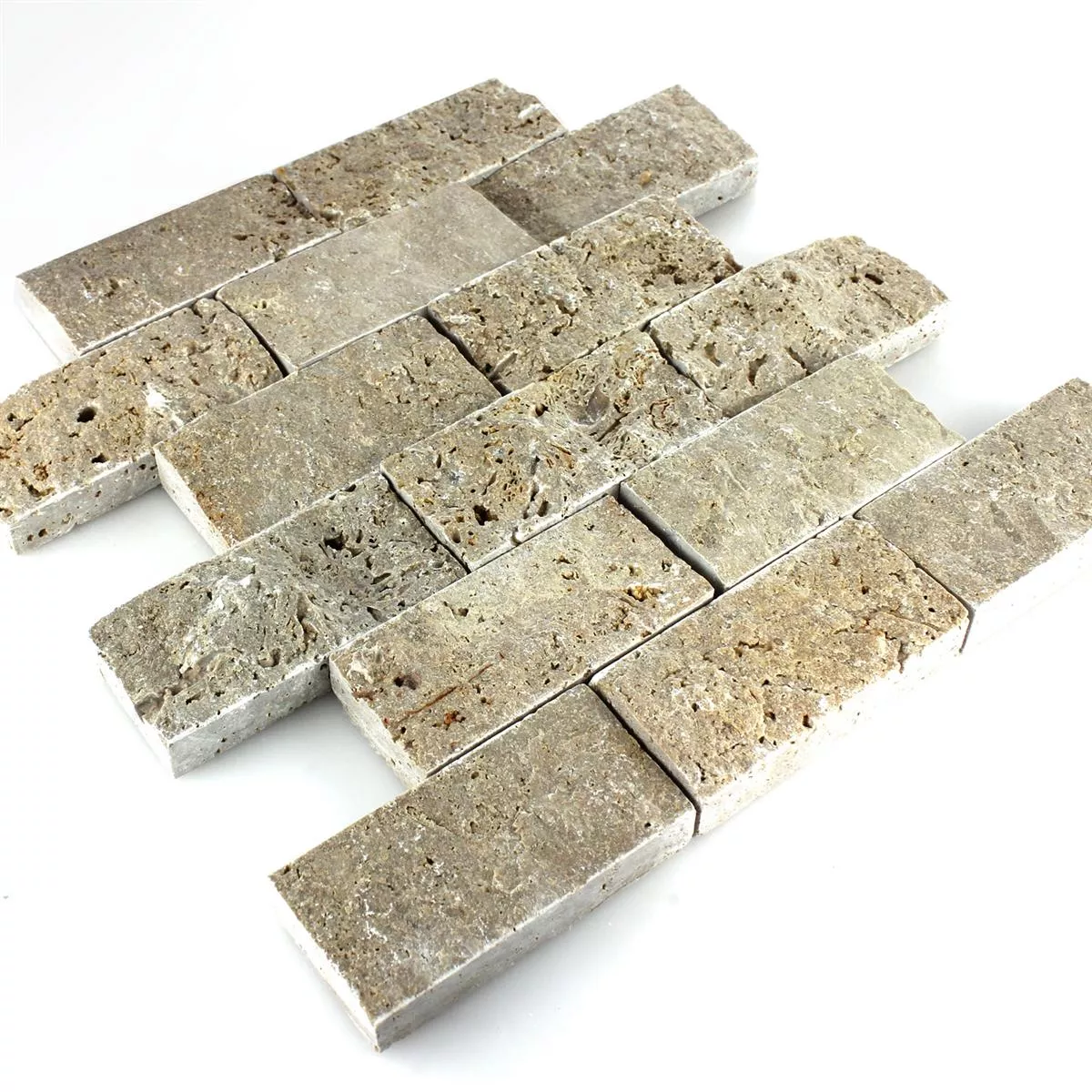 Muster von Mosaikfliesen Naturstein 3D Sumba Noce Brick