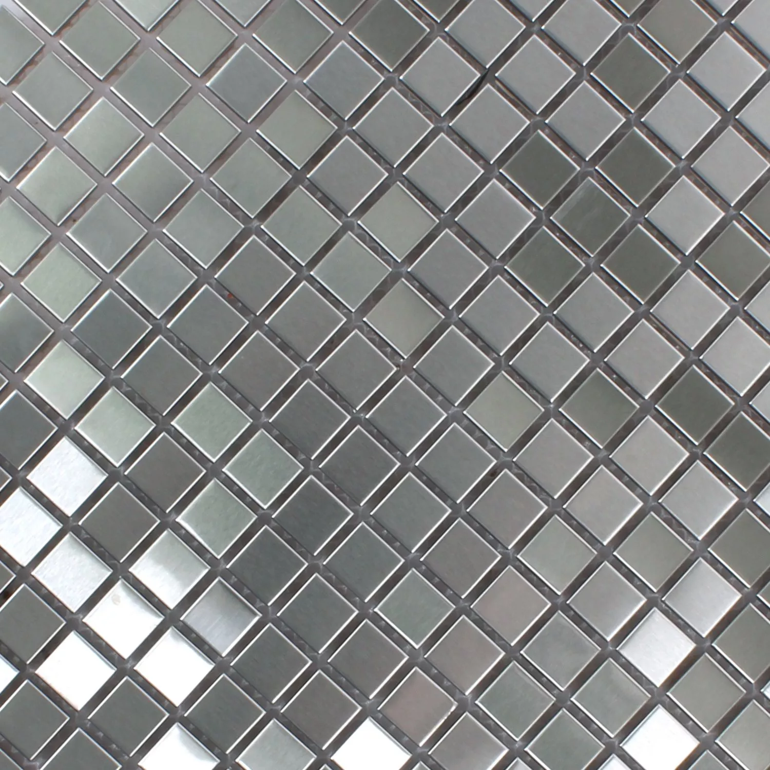 Muster von Mosaikfliesen Metall Cordalme