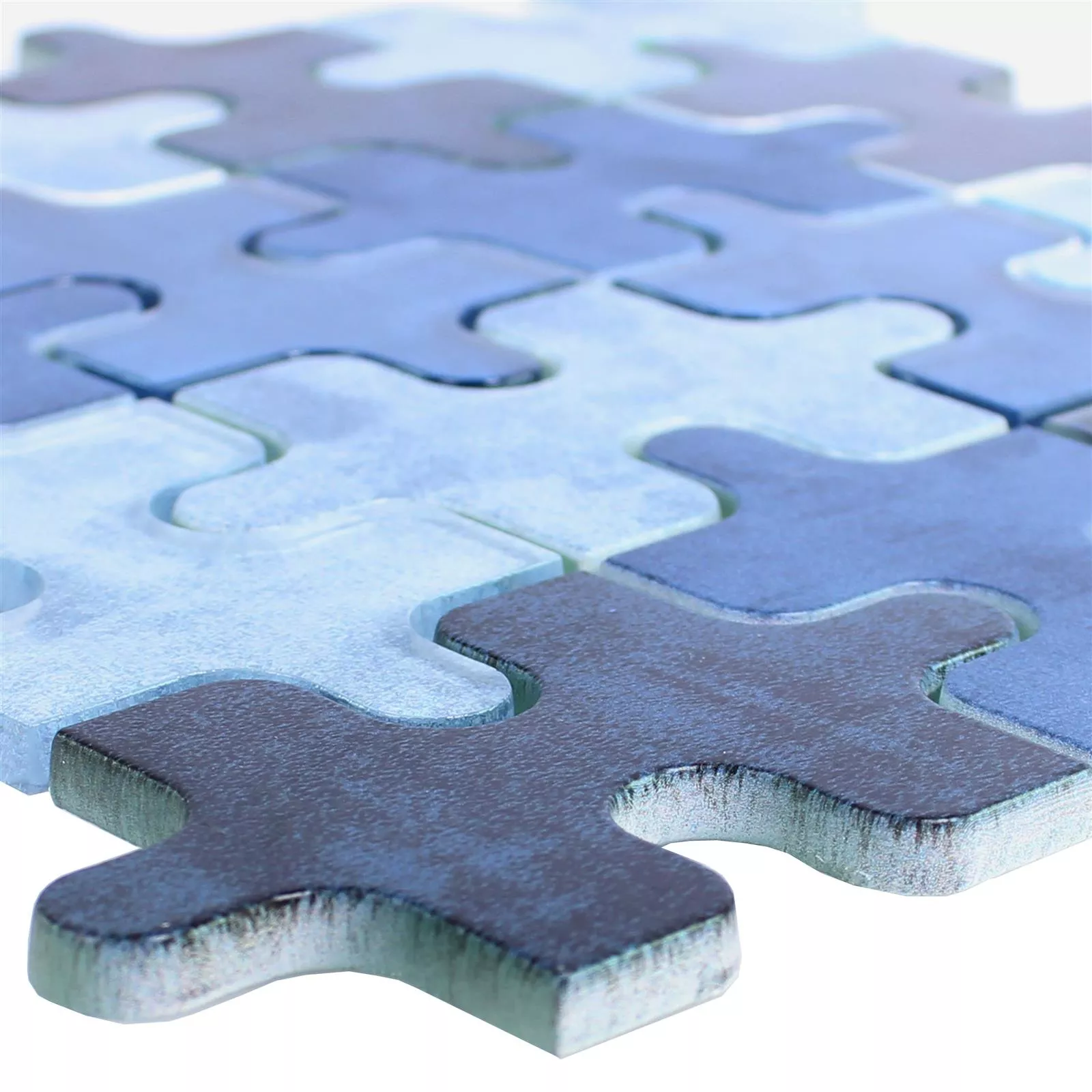 Muster von Glasmosaik Fliesen Puzzle Blau
