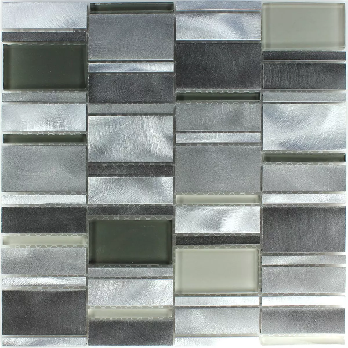 Muster von Mosaikfliesen Aluminium Glas Grau Silber