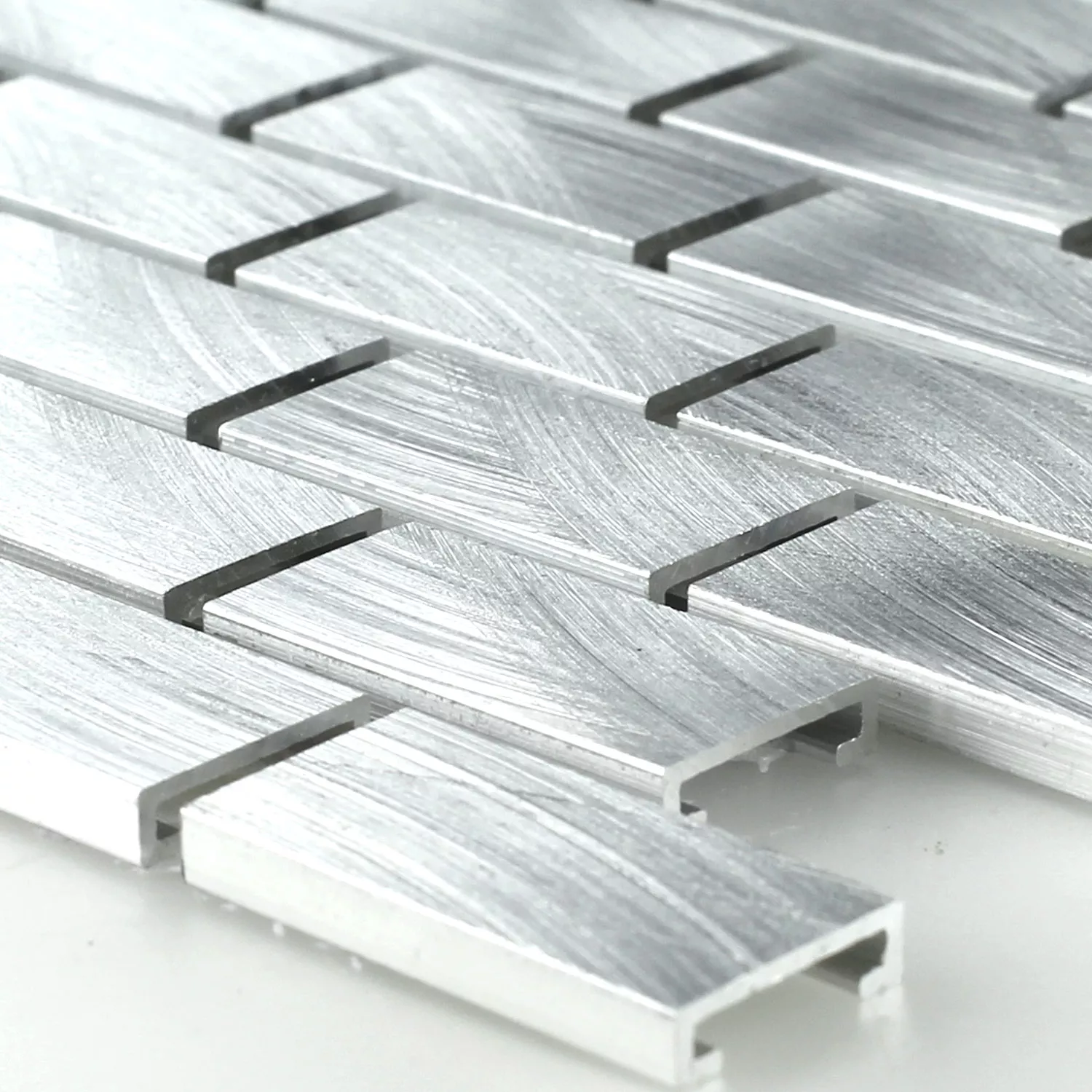 Mosaikfliesen Aluminium Silber 15x30x4mm