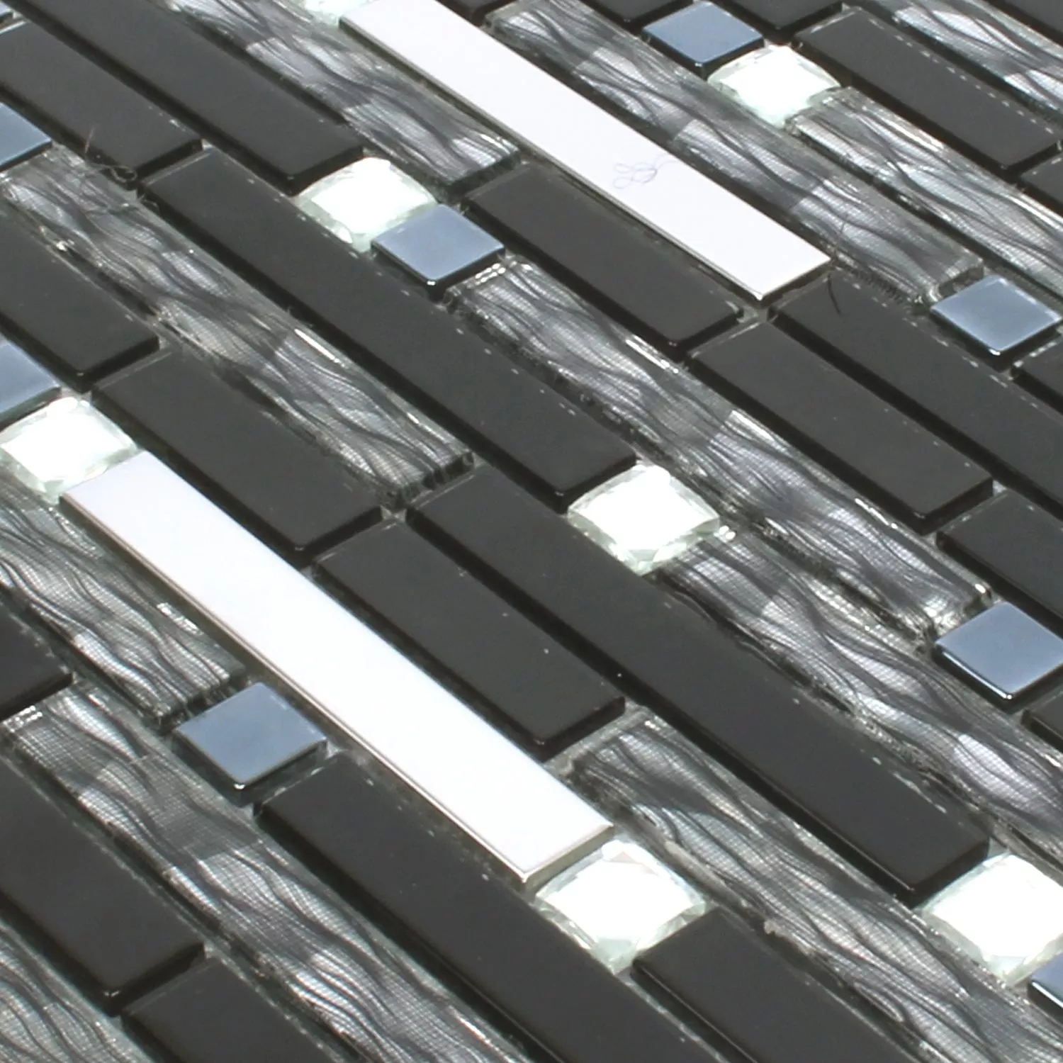 Muster von Mosaikfliesen Malaya Schwarz Silber Verbund