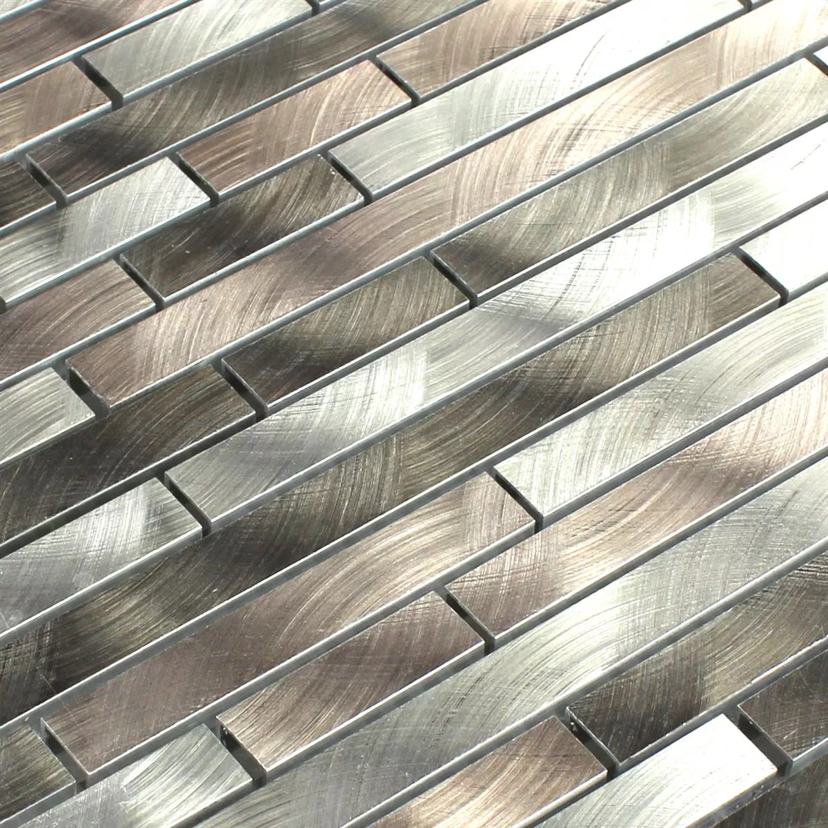 Muster von Mosaikfliesen Aluminium Metall Sahara Braun Mix