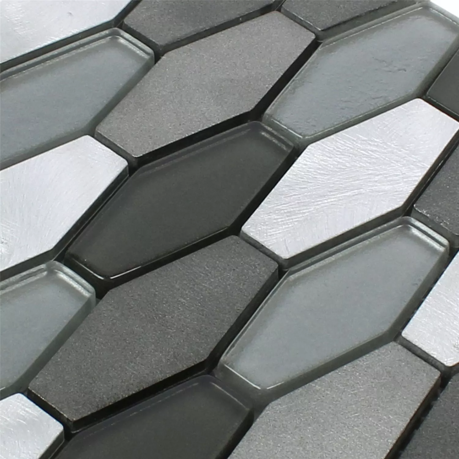 Muster von Mosaikfliesen Sechseck Hexagon Lupo Schwarz Silber