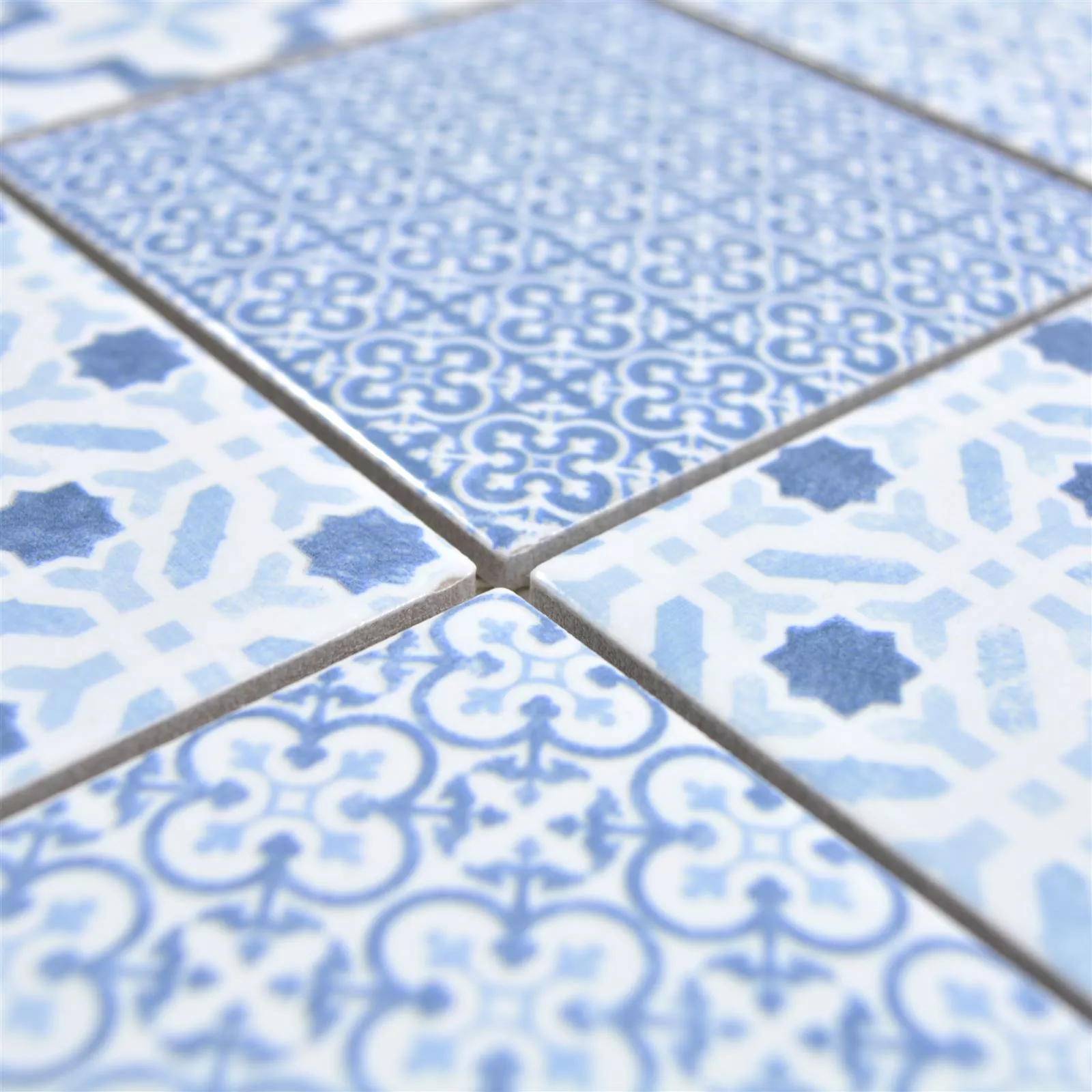 Muster von Keramik Mosaikfliesen Romantica Retro Blue
