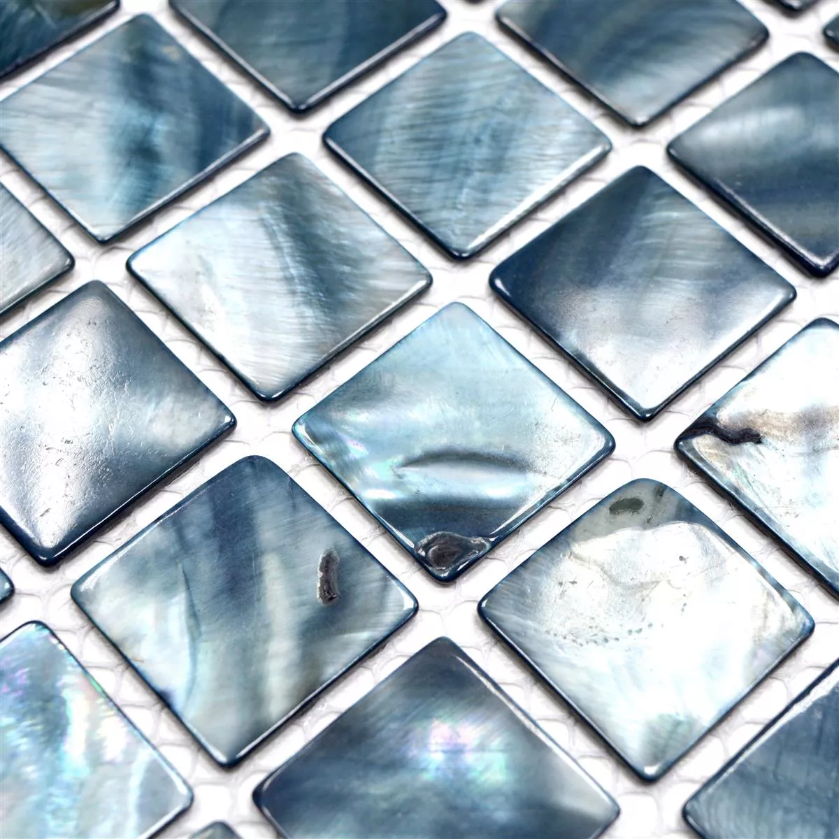 Muster von Mosaikfliesen Perlmutt Xenia Blau Grau