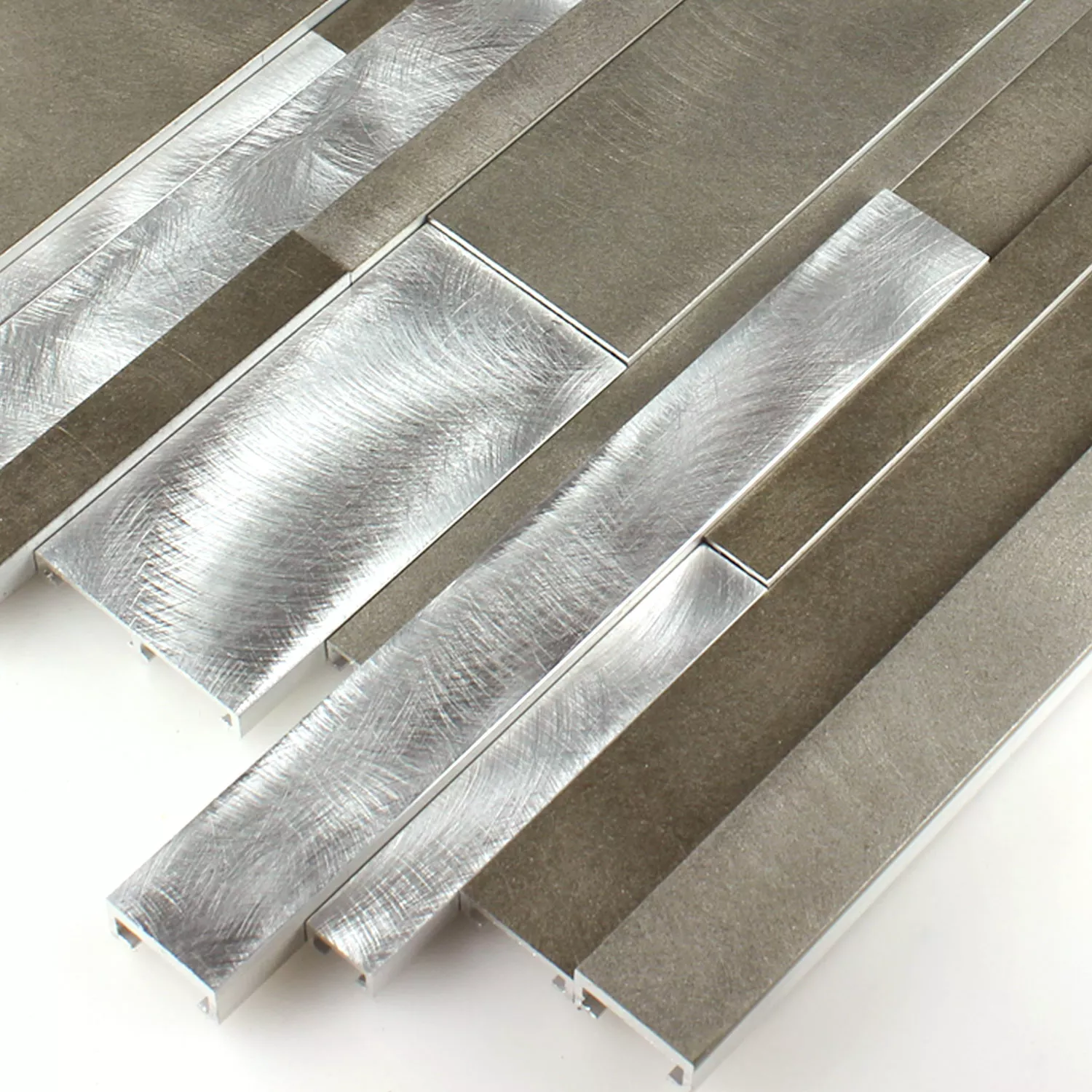 Mosaikfliesen Aluminium Metall Talara Schlamm Mix 300x600mm