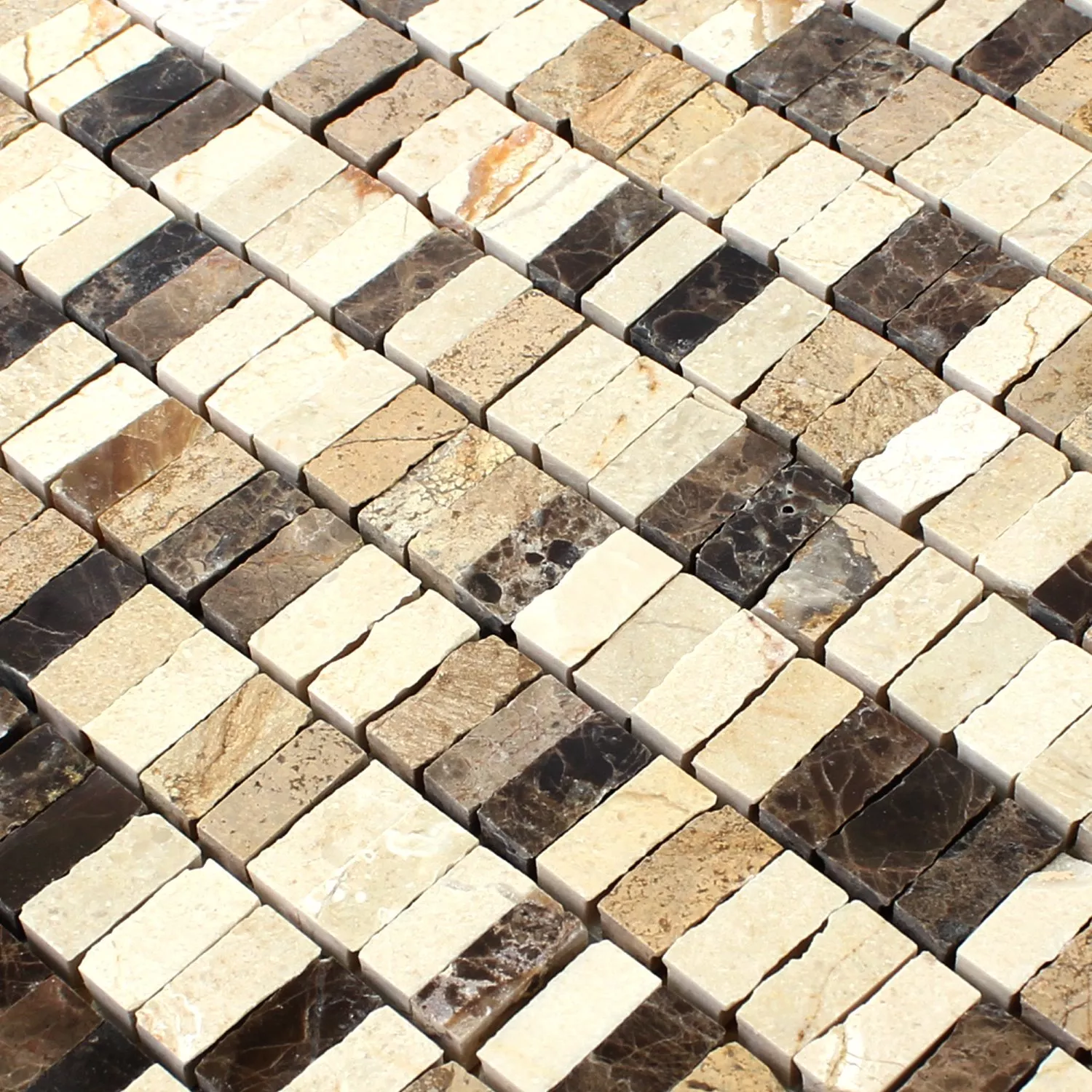 Muster von Mosaikfliesen Zoltan Beige Crema Emperador Stäbchen