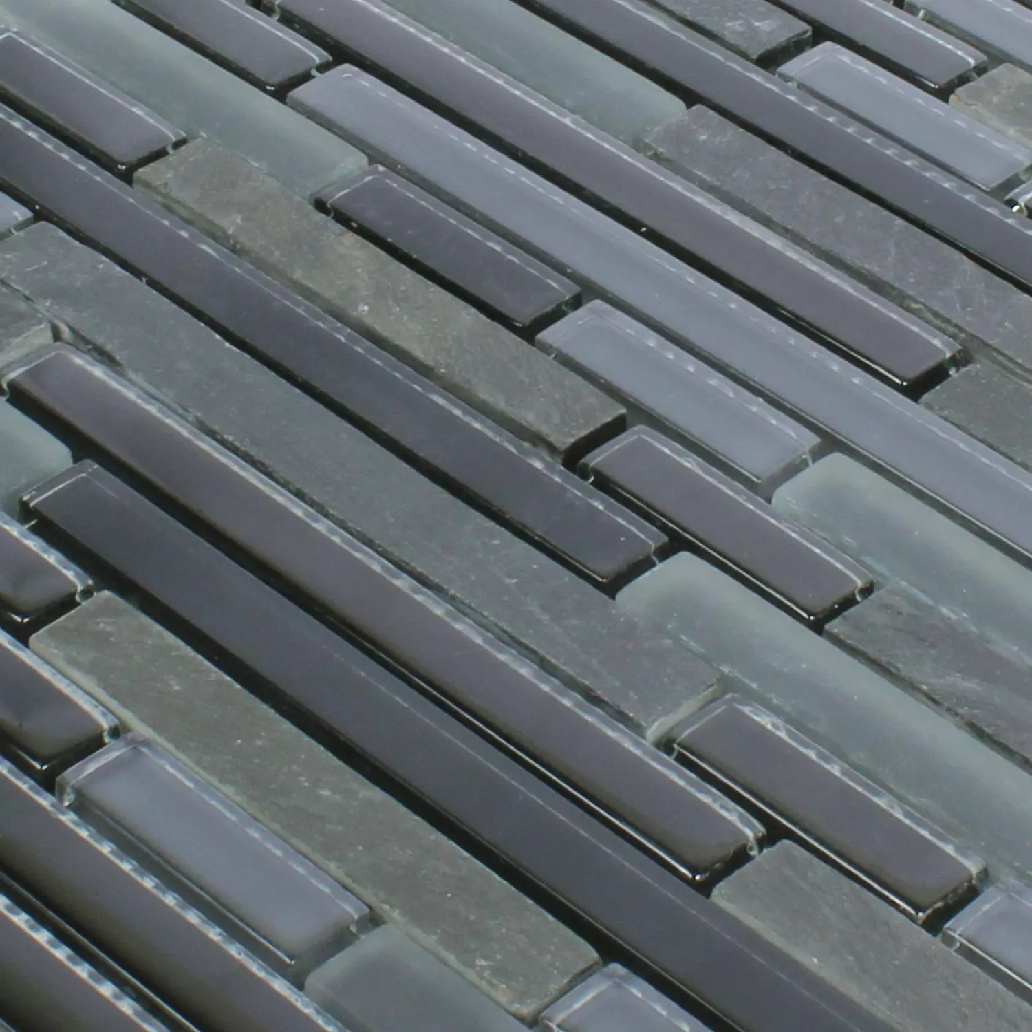 Muster von Mosaikfliesen Apollo Naturstein Glasmix Schwarz Brick