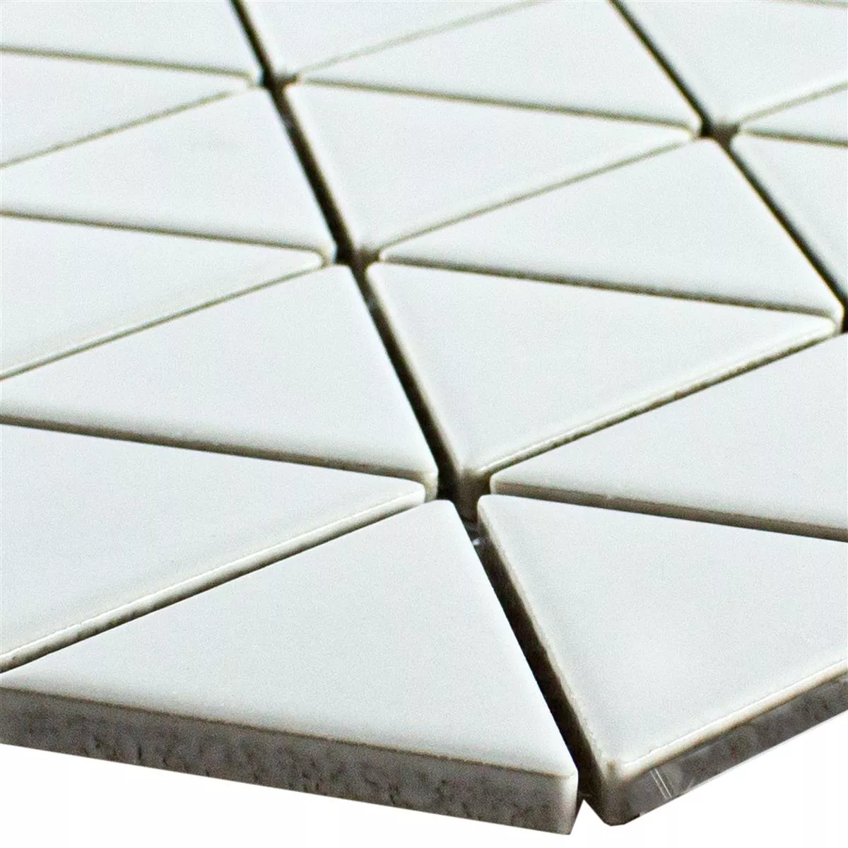 Muster von Keramik Mosaik Fliesen Arvada Dreieck Weiß Matt